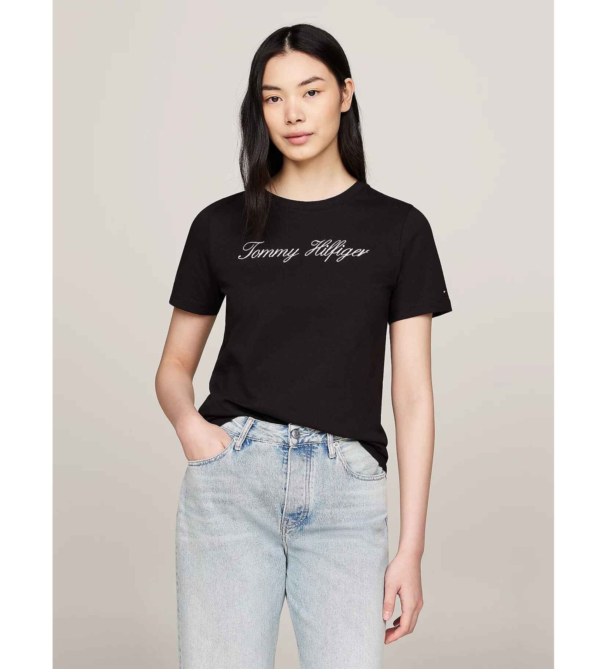 Women’s Classic Minimal Tee – Black